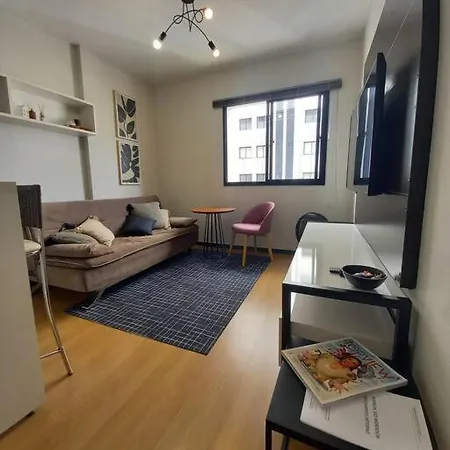 Cozy And Central Apartment - Parking Available-3